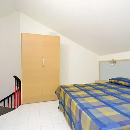 Parco Hemingway-28 By Interhome דירה *